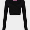 GAUGE81 Just In Arges Long Sleeve Crop Top In Black