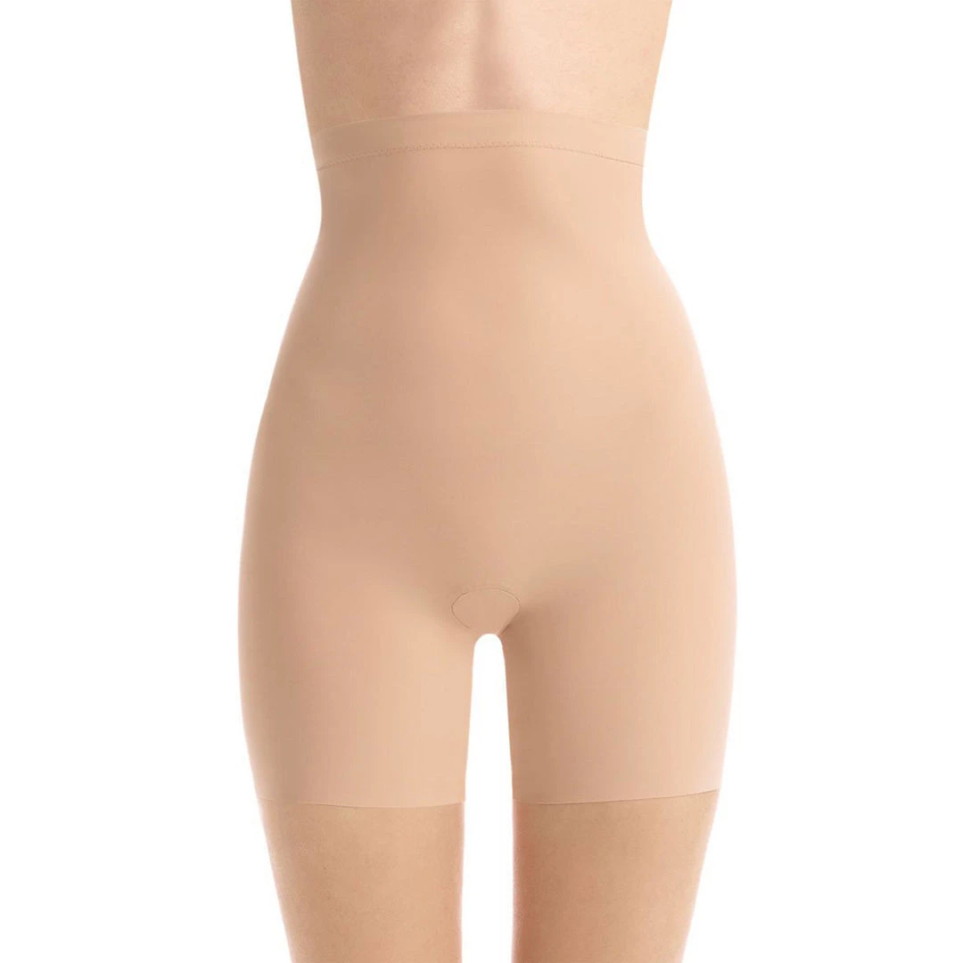 COMMANDO Classic Control High-Waisted Short Beige 2 COMMANDO Classic Control High-Waisted Short Beige