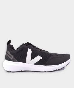 Veja - Men Condor 2 Alveomesh In Black White For Men
