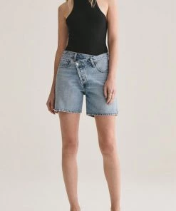 AGOLDE Just In Criss Cross Short In Momentum