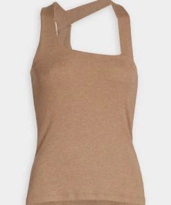 LNA Flaxeley Rib Tank In Mushroom Just In