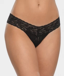 Hanky Panky Signature Lace Low Rise Thong In Black Just In