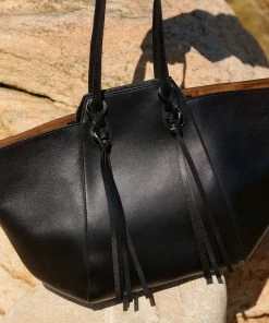 Ulla Johnson Imogen Large Carryall Tote In Noir Leather