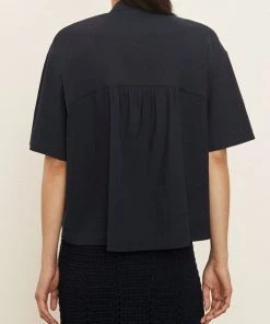 Vince. Just In Short Sleeve Shirred Band Collar Blouse In Coastal Blue