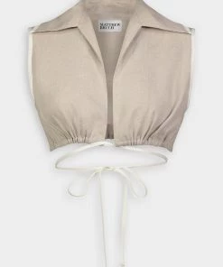 Matthew Bruch Sleeveless Spread Collar Crop Top In Oatmeal Just In