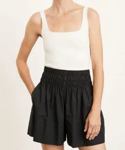 Vince. Just In Smocked Short In Black