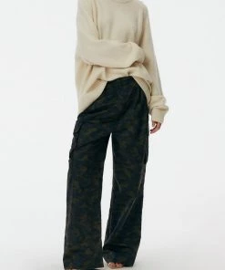 Tibi Just In Tech Camouflage Cargo Stella Pant In Army Green