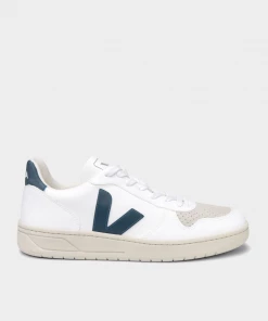 Veja - Men V-10 CWL Sneaker In White California Just In